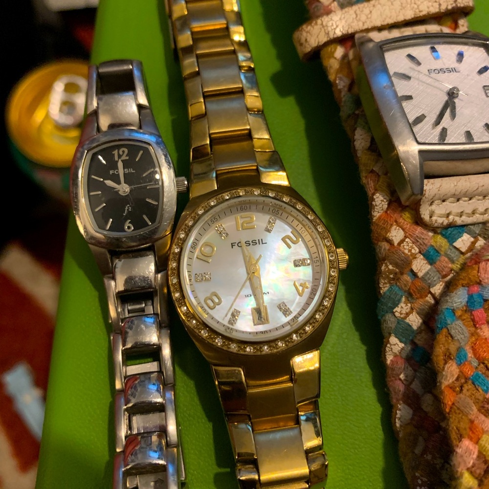 5 fossil watches